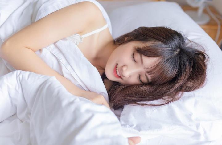 选择旗袍全开襟运动服的小贴士